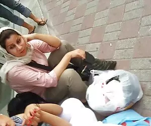 დიდი სასქესო ორგანოების დანახება ტრაკი,
